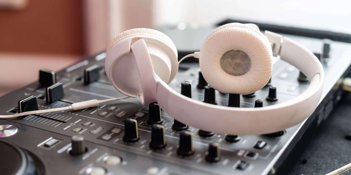The Guide To Headphones Online Shopping In 2024